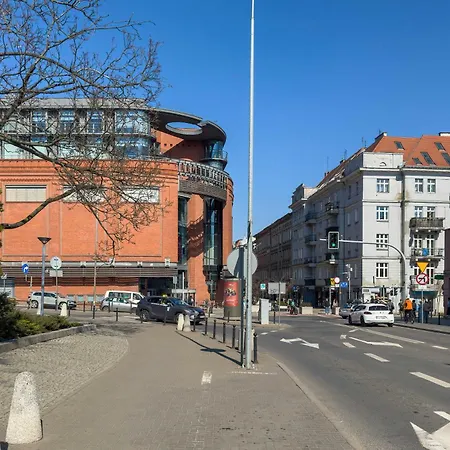 Polwiejska Modern With Ac & Remote Work In Centre By Renters Appartement
